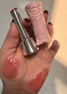 flower knows lipstick