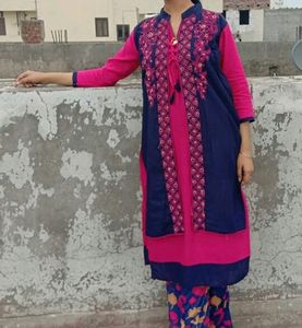 Limited Offer !! Beautiful Pink Kurta Attached Shrug