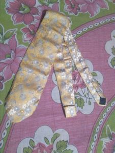 Necktie Yellow Floral Pattern