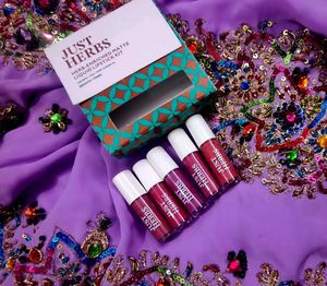 Just Herbs Liquid Lipstick Kit