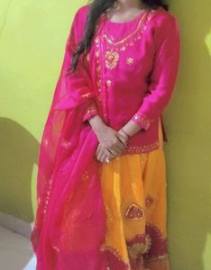Poshak Rajasthani Lehenga