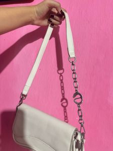 korean shoulder bag with chain detail