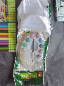 Art Supplies Bundle