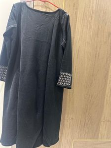 Elegant Black Embroidered Kurta