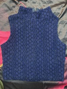 blue glittery embellished blouse/crop top (30-32)