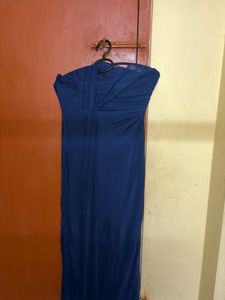 Elegant Navy Blue One-Shoulder Gown