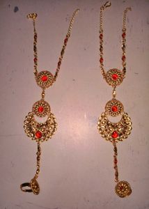 Traditional Jewelry Set