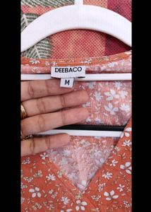 Chic Floral Print V-Neck Top