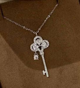 Dainty Key Pendant Necklace
