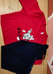 combo pack of jeans and oversized crop tshirt