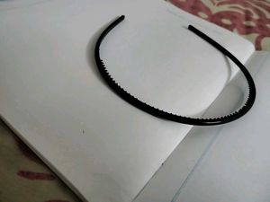 47.Set of 4 Fashion Headbands