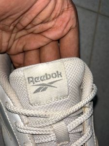 Reebok White Casual Shoes