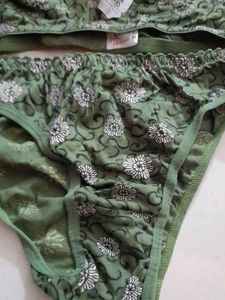 Like Bada New nikkar set Offer