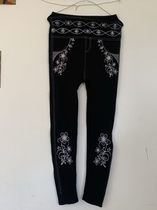 very stretchable Leggings Printed