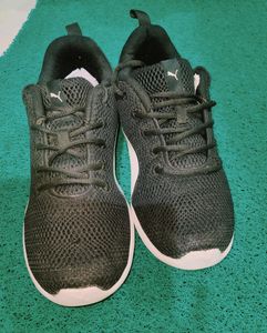 Puma Men's Casual Shoes. Like New. Good Condition.