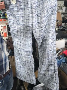 Dodo &amp; Moa size L Textured Wide Leg Pants
