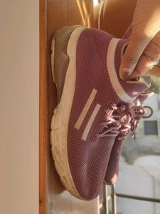 Mauve Casual Sneakers