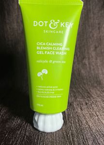 Dot &amp; Key Cica Calming Face Wash