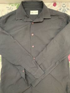 Men's Casual Button-Down Shirt