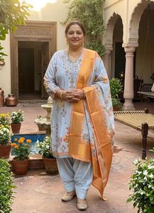 Elegant Pastel Kurta Shalwar Set with Dupat