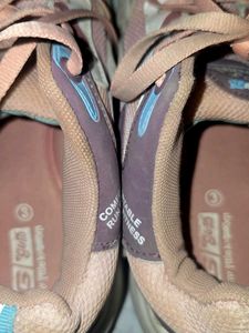 Comfortable Pink Running Shoes UK 3
