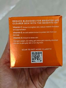 Pond's Bright Beauty Gel Creme
