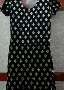 Stylish and Trendy Black  🖤 Gown