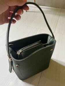 Chic Green Bucket Handbag