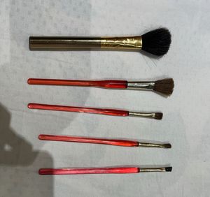 6 Make Up Tools