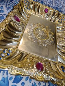 3 Plastic Trays + Freebie