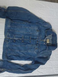 Women's Denim Jacket - Classic Style