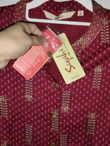 Small Size - Avaasa Short Kurti