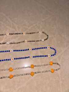Beaded Daisy Necklaces