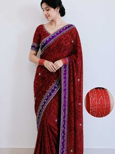 Set of Red Embellished Bangles and re