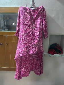 Stylish Pink & White Printed Kurta