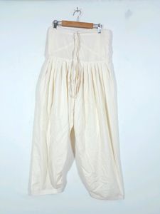 White With Floral Embroidery Kurta Sets (Women's)