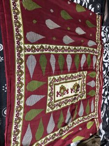 Maroon cotton Saree with Leaf Print(minor damage)