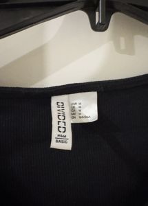 Black Chic Navy Twist Front V-Neck Top