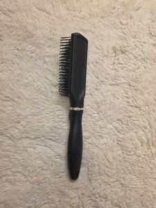 Vega Hair Brush for Smooth Styling