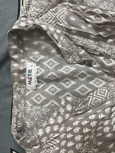 Grey &amp; White Printed Kurti
