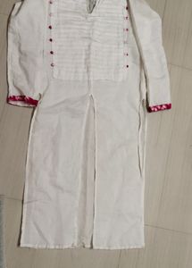 Beautiful Pink And White Kurti
