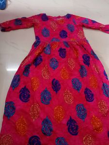 Anarkali Kurthi With 3/4 Th Sleeve,
