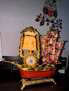 Quartz Antique Clock With Golden Lamp| Home Decor