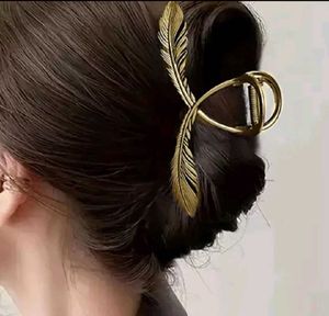 Elegant Hair Claw Clips - Set of 2