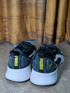 Puma Flyer Runner Sneakers
