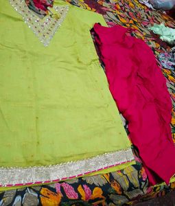 Embroidered Kurta