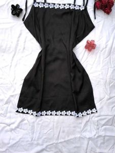 Cutesy strappy corset kurti 🖤🦢
