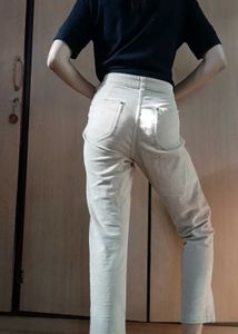 Cream Corduroy Pants 👖