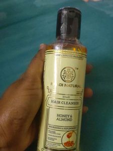 Khadi Natural Honey and Kesar Hair Cleanser