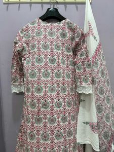 Printed Kurti with Dupatta